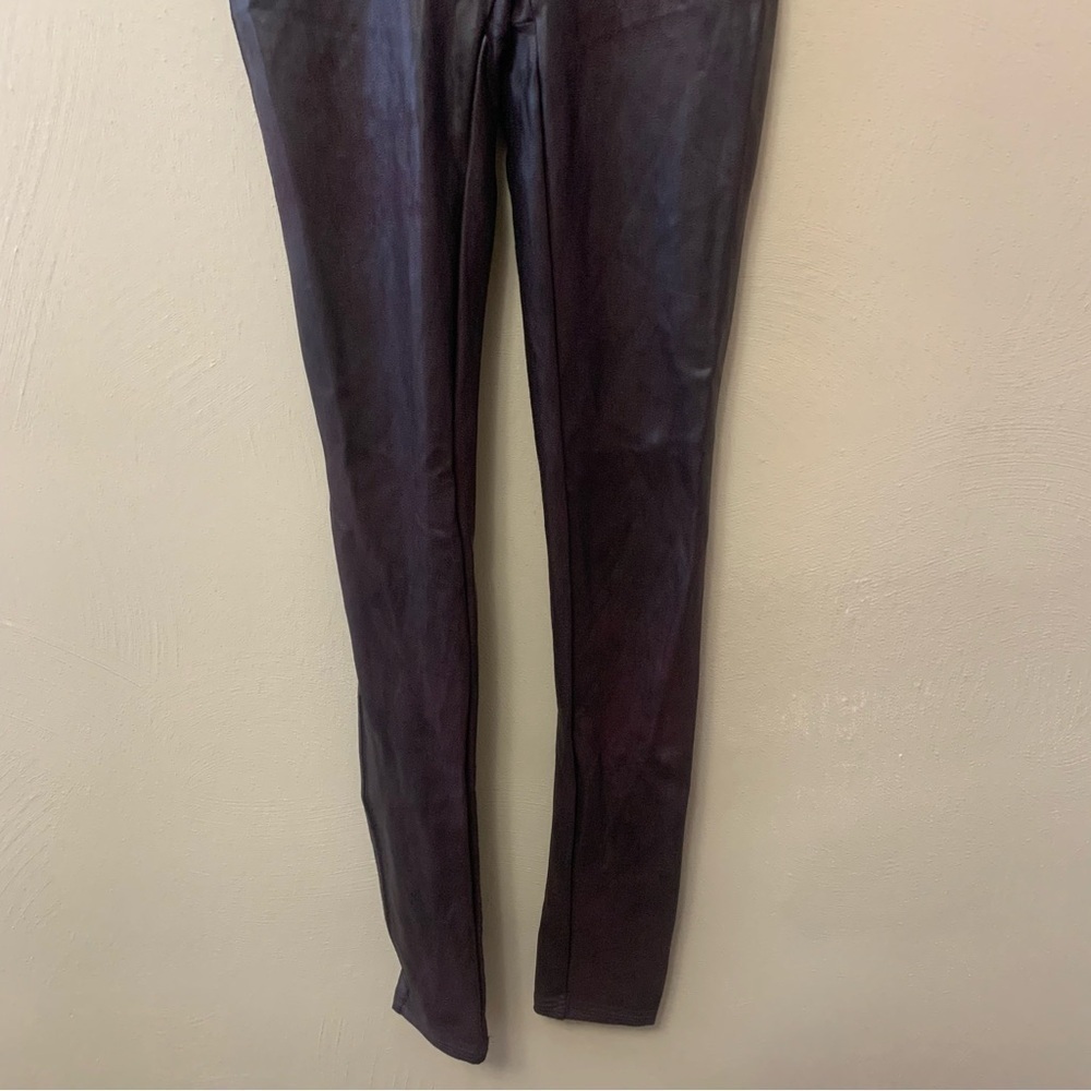 Spanx Faux Leather Leggings in Wine Size Small NWT New - Picture 6 of 16